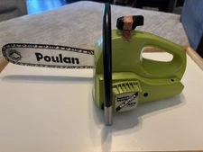 Jim Beam Poulan chainsaw Cool whiskey bottle 1979 Empty