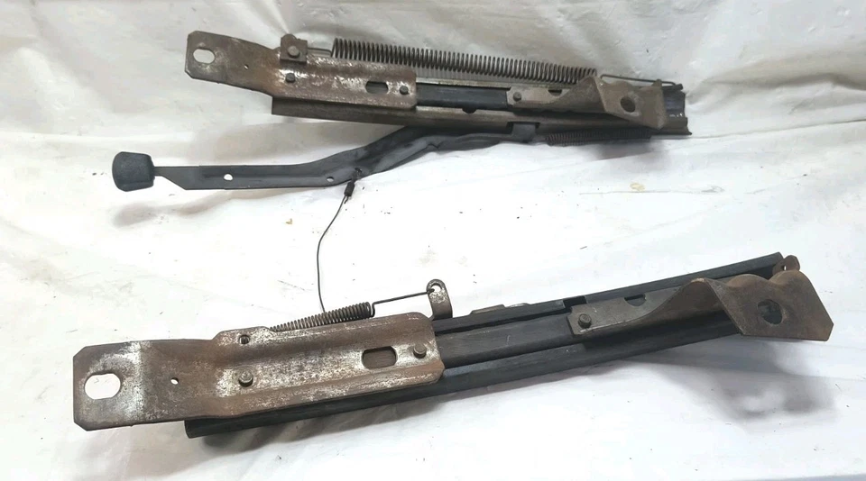 82-92 CAMARO Z28 RS FIREBIRD TA GTA IROC RH Seat Track Manual Passenger Side #1 - Image 4 of 4