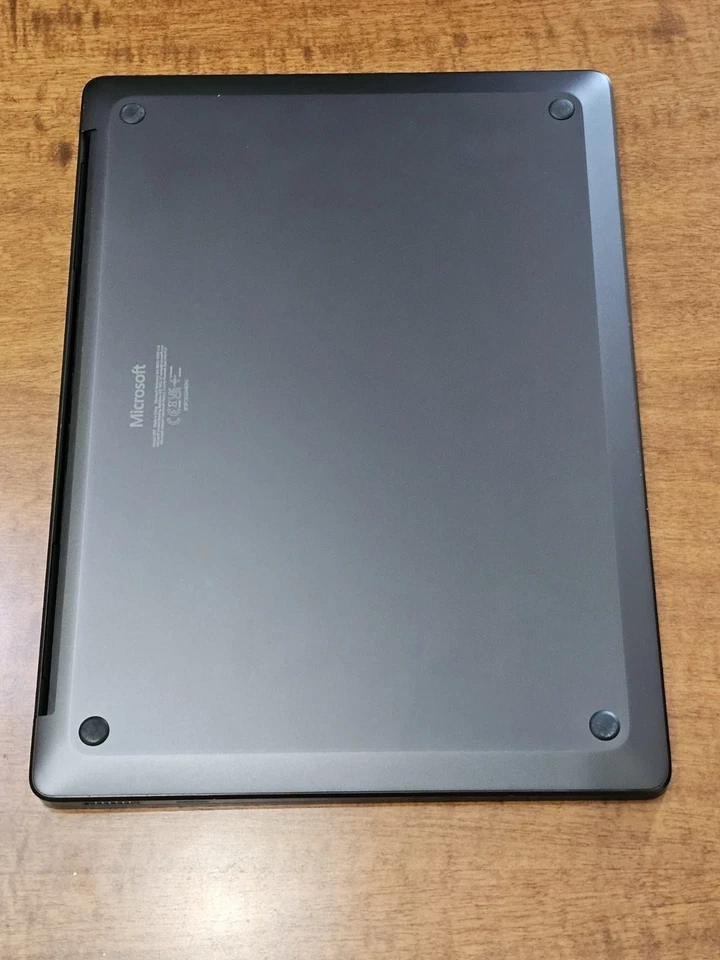 MICROSOFT SURFACE LAPTOP 15” COPILOT+ PC - Immagine 2 di 4