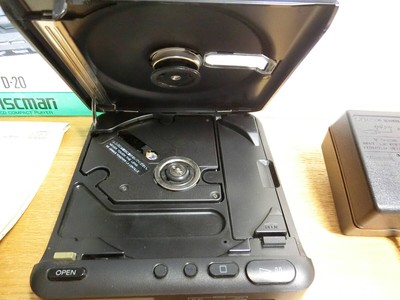 SONY D-20 Discman Portable CD Player W/ Box For Parts or Repair