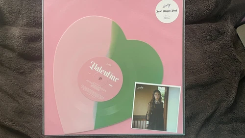 Laufey - Valentine - Strawberry Matcha Swirl Heart Shaped Vinyl - 2026 Sealed