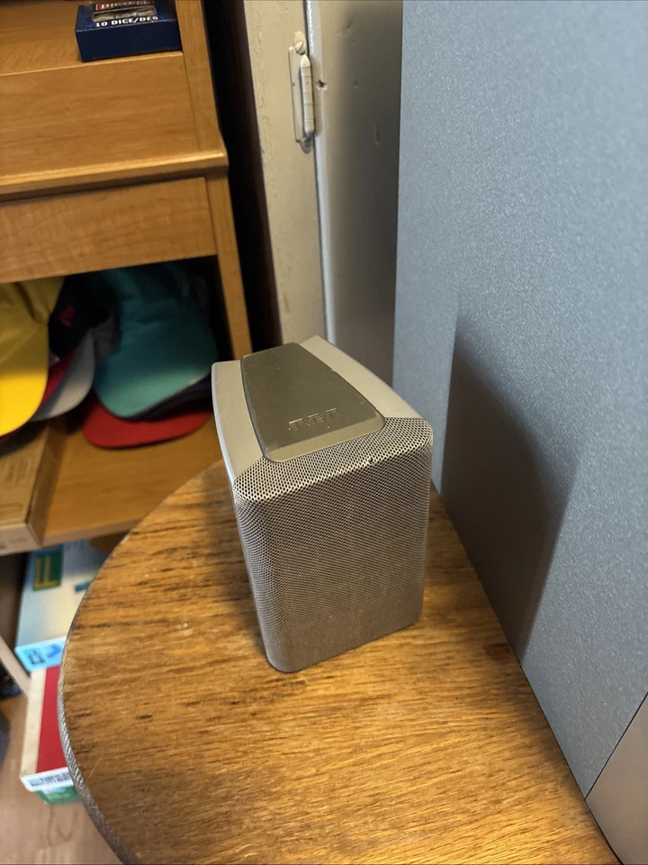 Altavoces y subwoofer vintage de sonido envolvente RCA HTS-1000 Foto 2 de 4