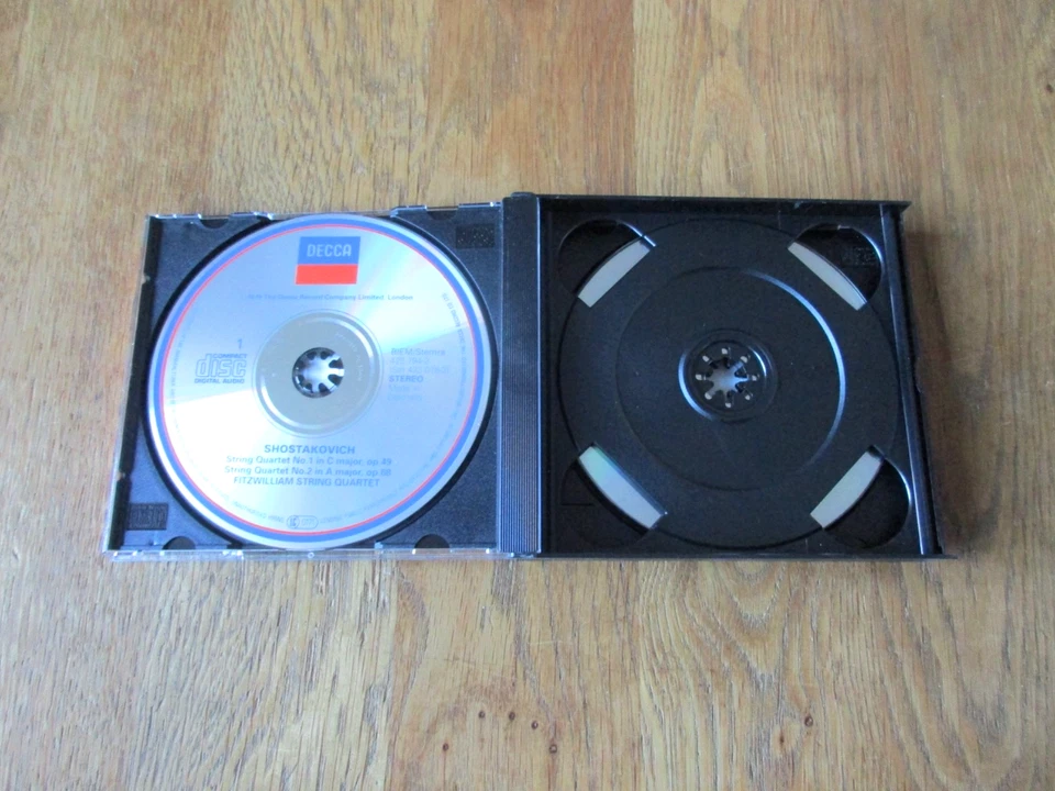 Shostakovich - The String Quartets / Fitzwilliam Qt / Decca 433 078-2 / Ed1 6CD - Image 3 of 4