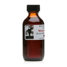 Wong Kiew Kit - Siu Lum Dit Da Jow Medicinal Liniment- 2 oz