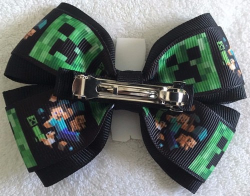 Girls Hair Bow 4" Wide Gamer Inspired Black Green Scene Flatback French Barrette - Picture 2 of 2