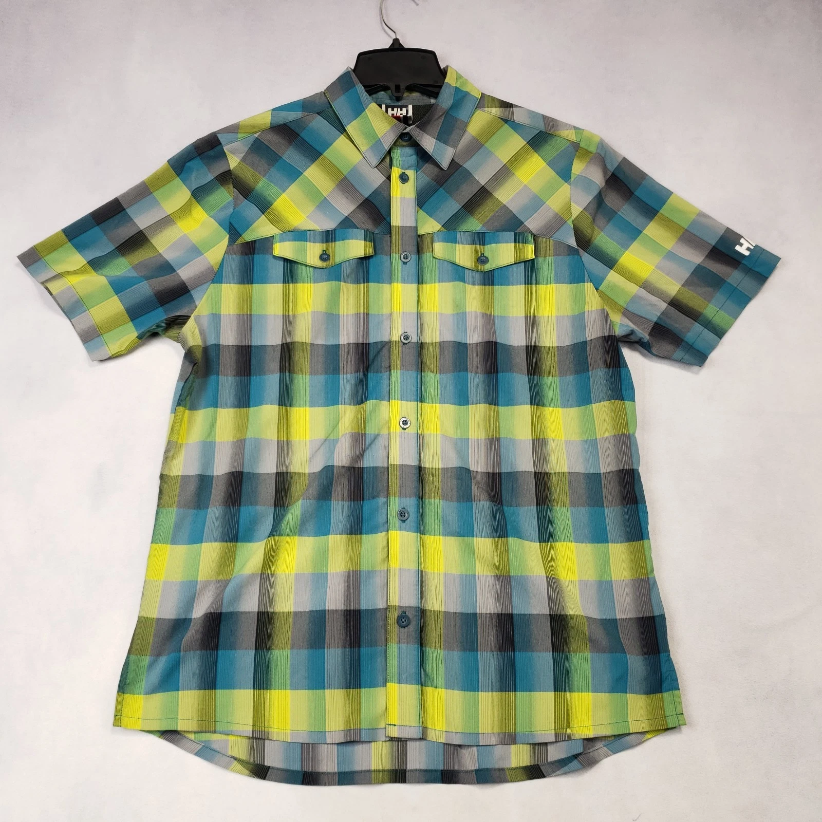 Helly Hansen Button Up Tech Shirt Mens Small Plaid Performance Flap Pockets Logo