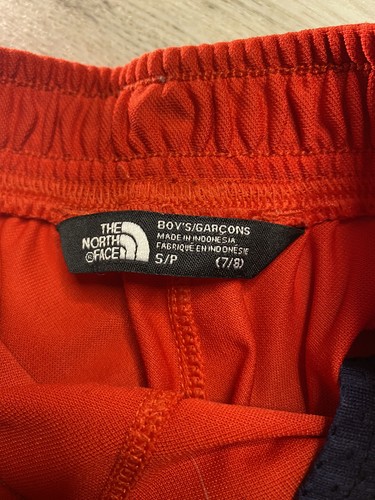 The North Face Shorts Jugend Jungen klein rot Taschen Kordelzug - Bild 3 von 3