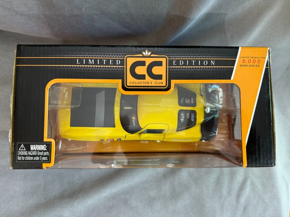 Chevy Corvette Stingray 1963 amarillo nuevo, 1:24, edición limitada 2056/5000 CC Foto 2 de 4