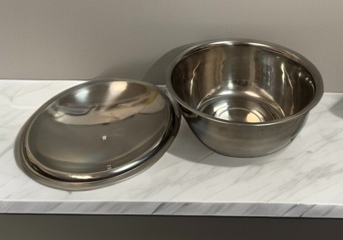 10" Stainless Steel Mixing Bowl with Lid Salad Bowl Washing Basin Soup Bowl - Picture 4 of 4