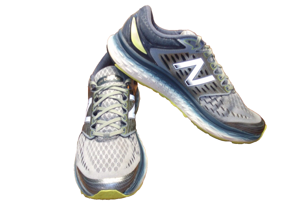 NEW BALANCE FRESH FOAM 1080 RUNNING/ATHLETIC....SIZE 14 EEEE.....L N CONDITION