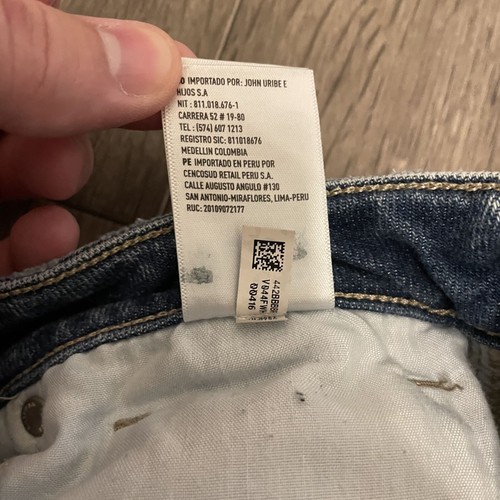American Eagle Mom Jeans Size 4 Regular - Picture 6 of 9