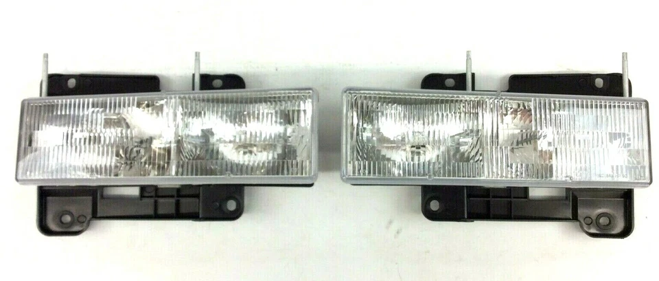 Chevrolet Silverado C/K GMC Sierra front left & right Headlight set of 2 OEM - Image 2 of 4