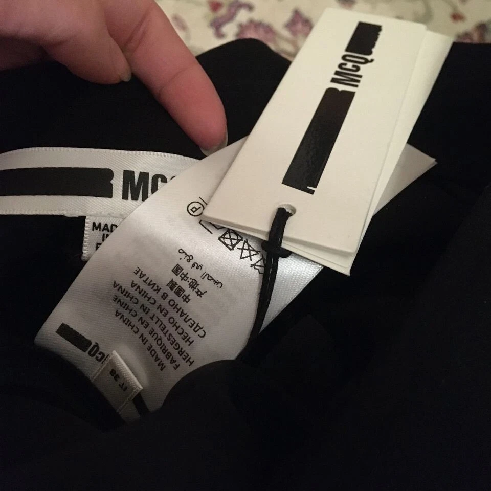 Pantaloni abito a pieghe Alexander McQueen da donna eleganti gamba dritta nuovi con etichette