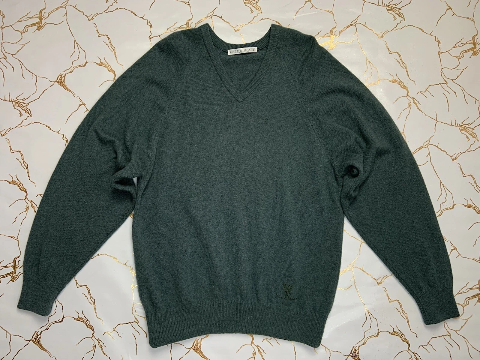 Lyle & Scott Men Vintage Green Relaxed Wool Sweater Size Medium V Neck