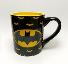 NEW DC Comics BATMAN LOGO w/BATS Black and Yellow 14oz Ceramic Coffee Mug