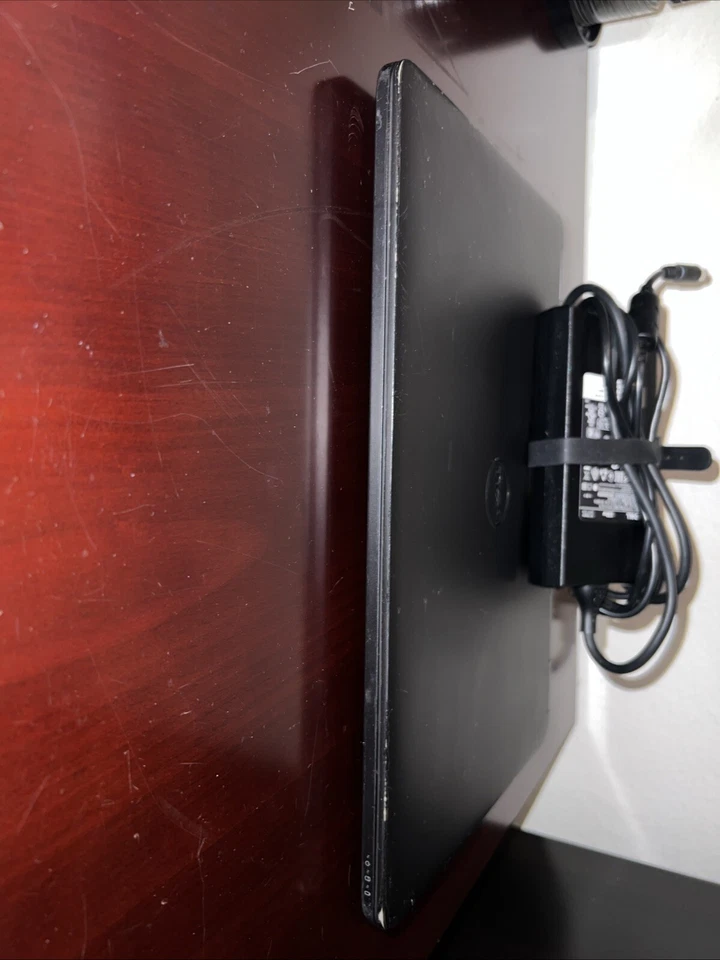 Dell Latitude E7440 i5 Win11 Pro 24H2 16 GB de RAM Foto 2 de 4