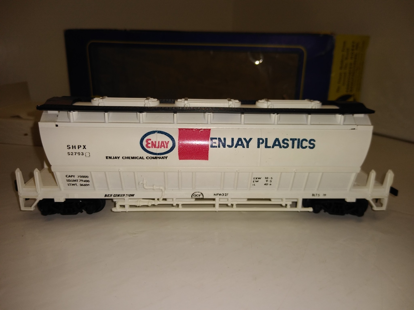 Vintage AHM Airflow ENJAY PLASTICS Railroad Car "HO" Scale Boxed Train