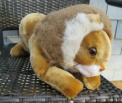 Stuffed Lion Toy Animal Puppet by Animal Express - 16'' long - from 1978