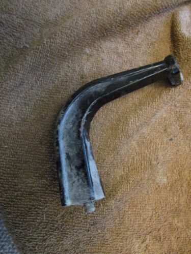 Harley-Davidson OEM Left Rear Riders Floorboard Mount 50622-09A - Picture 2 of 2