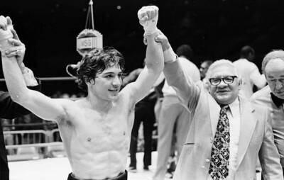 Ray Mancini Celebrates Winning The Fight V Norman Goins 6 Old Boxing Photo
