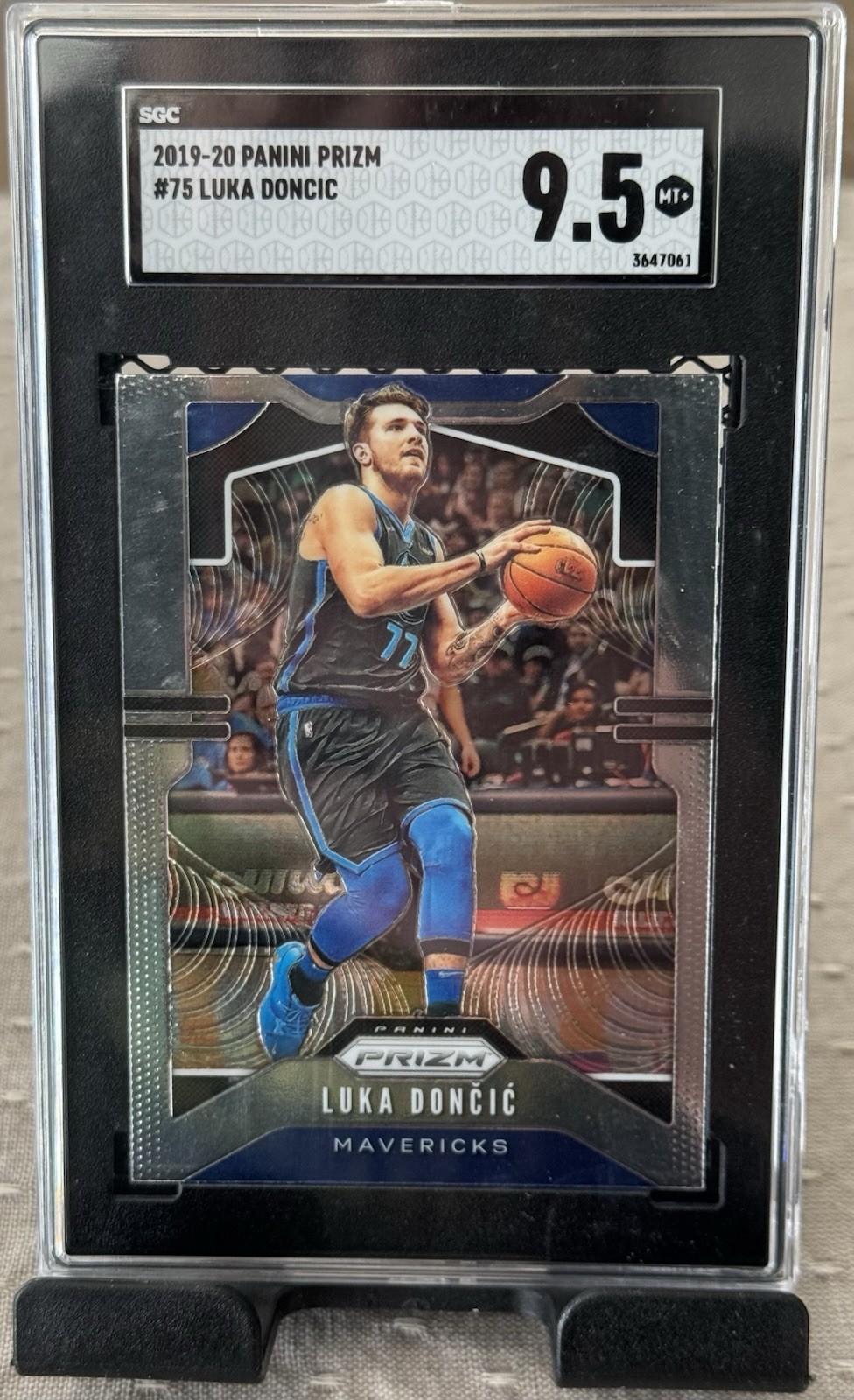 2019-20 Panini Prizm #75 Luka Doncic Mavericks/Lakers SGC 9.5 GEM MINT