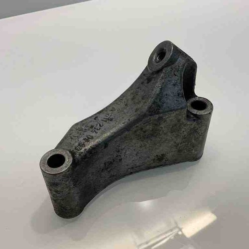 MERCEDES-BENZ E W211 Klimakompressorhalterung A6112340239 3.20 Diesel 31123253