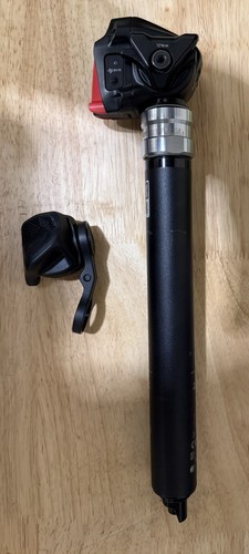 RockShox Reverb AXS Seatpost - 31.6, 150mm w/ pod controller, battery & charger