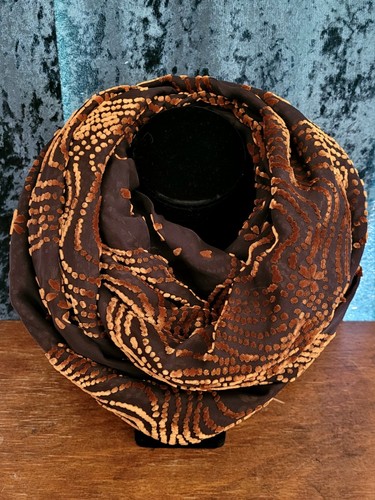 The Dori Collection ~ Beverly Hills ~ Large Black Shawl With Brown Velvet Design - Picture 1 of 5