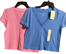 Universal Thread Women’s Sm V-neck Crop T-shirts, 1 Vibrant Pink/1 Trillium Blue