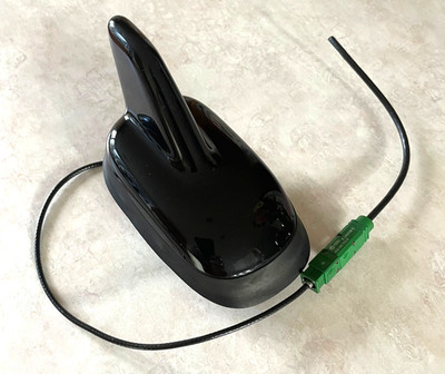OEM  Shark Fin Roof Antenna VW Jetta Passat B6 Tiguan Touareg 3C0 035 507 H