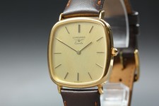[Casi COMO NUEVO] Reloj Longines Presence L150.4 150 7112 31 mm esfera dorada cuarzo para hombre