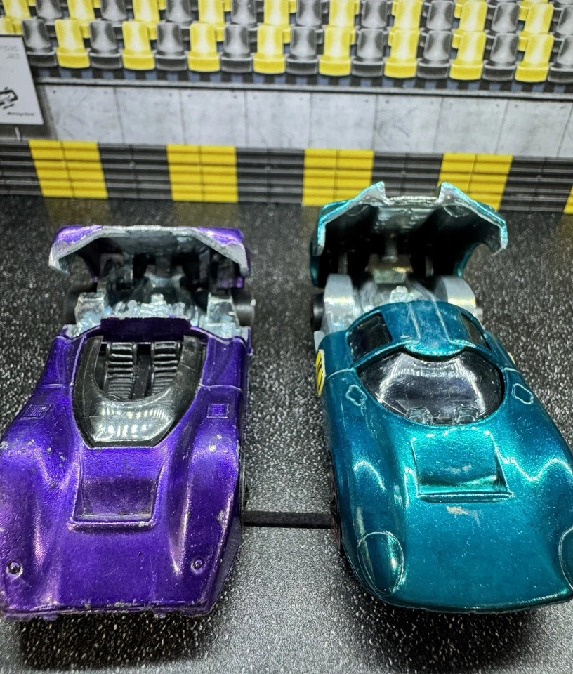 Hot Wheels Redline Lot Of 2 1969 Grand Prix Racers - Lola GT70 & McLaren M6A - Image 4 of 4