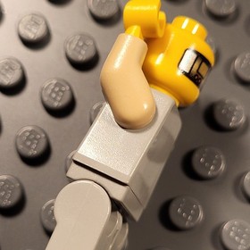 LEGO&reg; Star Wars&trade; Twin-Pod Cloud Car (7119) Lobot (SW0049) Minifigure