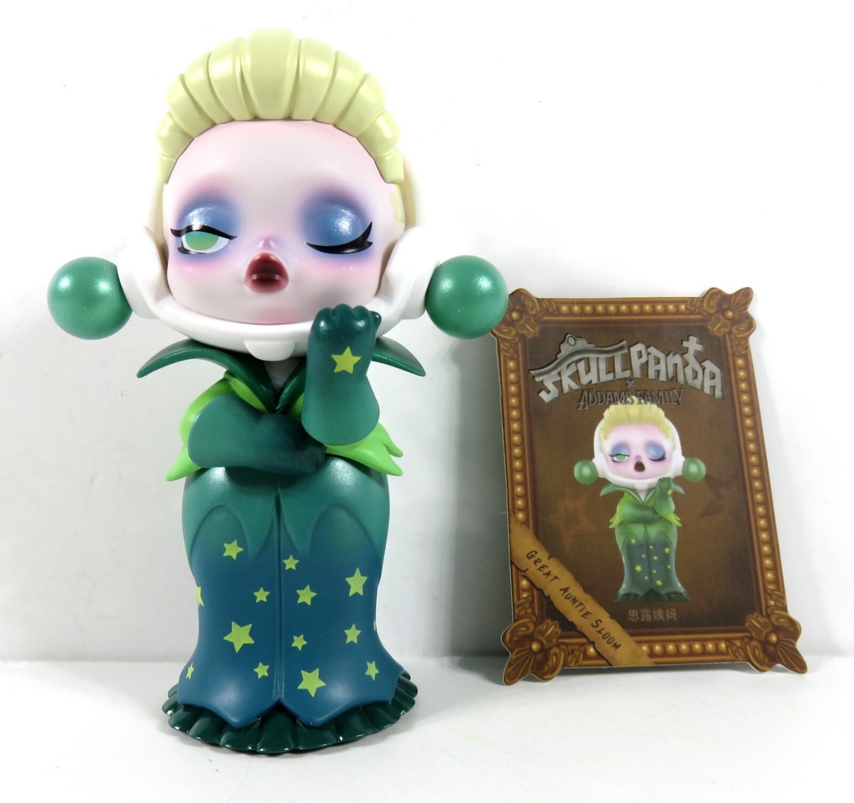 Pop Mart Skull Panda Addams Family Series Great Auntie Sloom