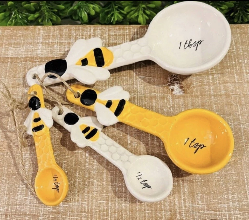 Young's Ceramic Honey Bee Measuring Spoons 4 Pc Set Tiered Shelf Or Everyday Use - Image 2 of 4