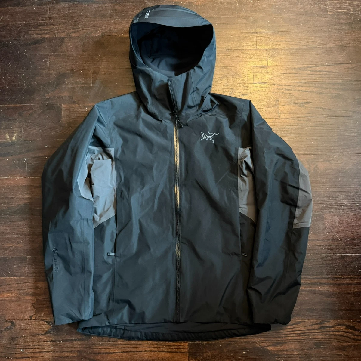 今日のゲリラ価格Arch tilt logo insulation jacket Arcteryx solano insulated jacket size small mens black/grey gore