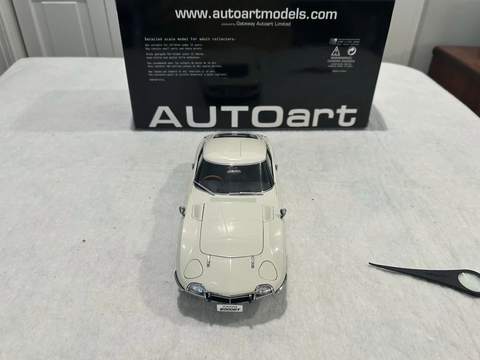 1/18 Autoart Toyota 2000GT wire spoke wheel - Image 2 of 4