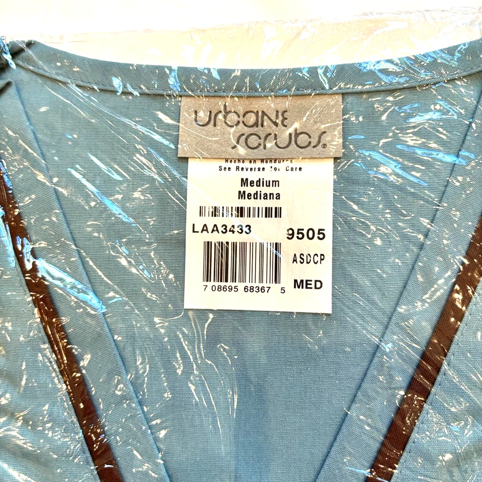 Blusa Médica Urbana, Mediana - Verde azulado y marrón, nueva con etiqueta, envuelta, médica Foto 2 de 4