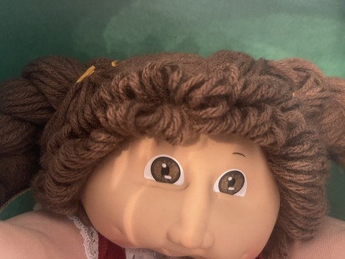 Vintage RARE Cabbage Patch 1984 birth certificate, yarn, TARAH HYACINTHA, New - Picture 3 of 9