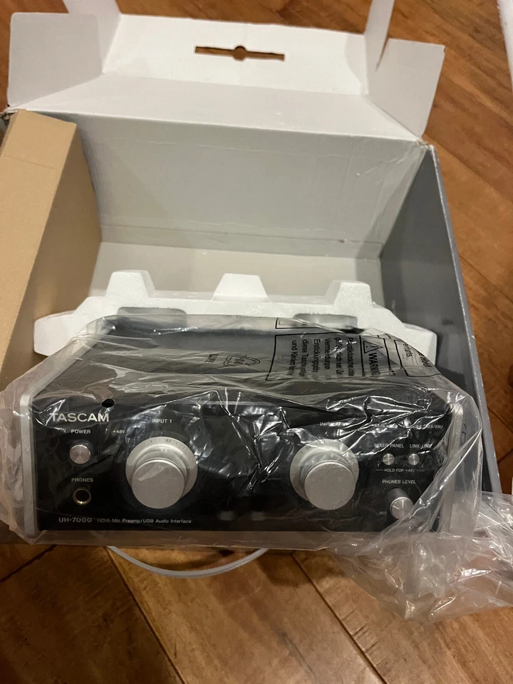 Tascam UH-7000 HDIA Mic Preamp USB Audio Interface - Image 2 of 4