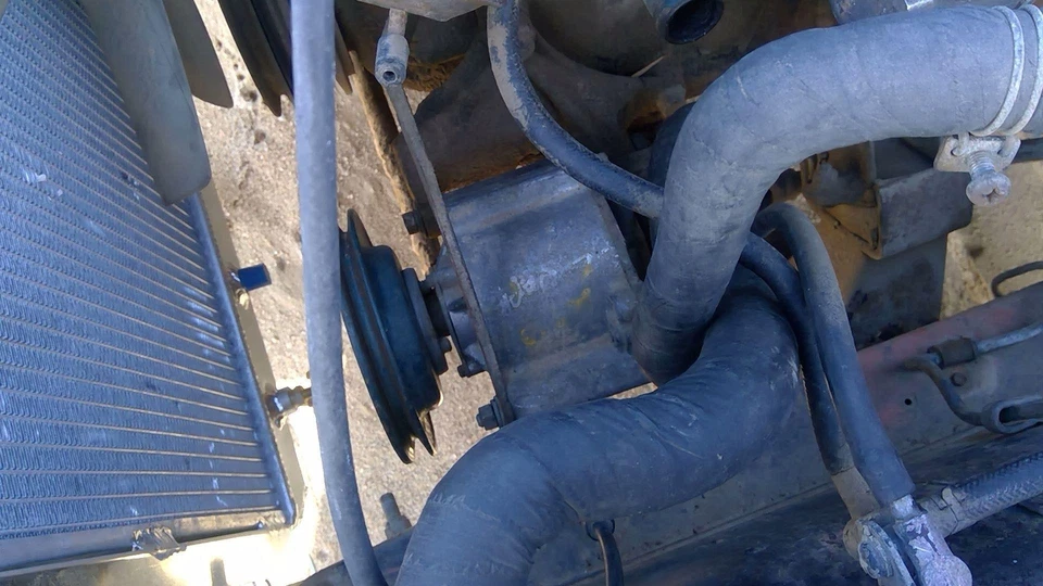 Nissan Datsun 240z 1970-1973 bomba de aire smog emisiones OEM 2,4 L L L24 14800E4600 Foto 4 de 4