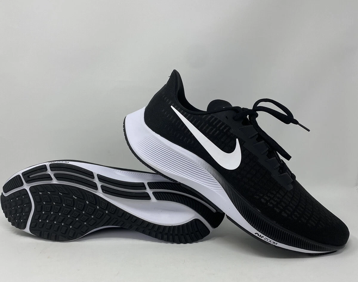 black nike air zoom pegasus 37 running shoes