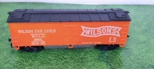 LIFE-LIKE ~ HO GAUGE ~ WILSON'S CAR LINES  - REEFER CAR  -  # W.C.L.X.  8360