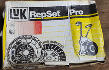 LuK 625 3011 33 3-piece Clutch Kit -New & unfitted. Rust from container storage
