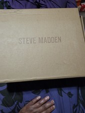Steve Madden Glance Sneaker