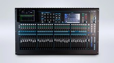 Allen Heath QU-32C 32-Channel Digital Mixer