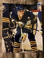 Matthew Barnaby Buffalo Sabres 8 x 10 glossy photo