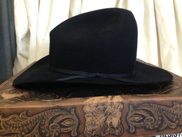 resistol diamond horseshoe cowboy hat