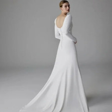 Pronovias 'OCCITANIA' Crepe Mermaid Wedding Dress Size US10 - MSRP 2690 - BNWT