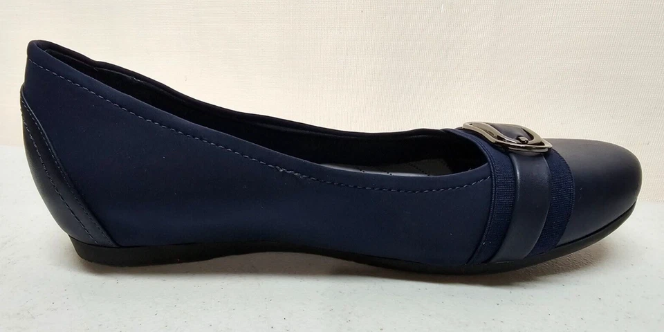Zapatos de vestir Baretraps Markie para mujer talla 9,5 azules Oxford planos de ballet sin cordones Foto 4 de 4
